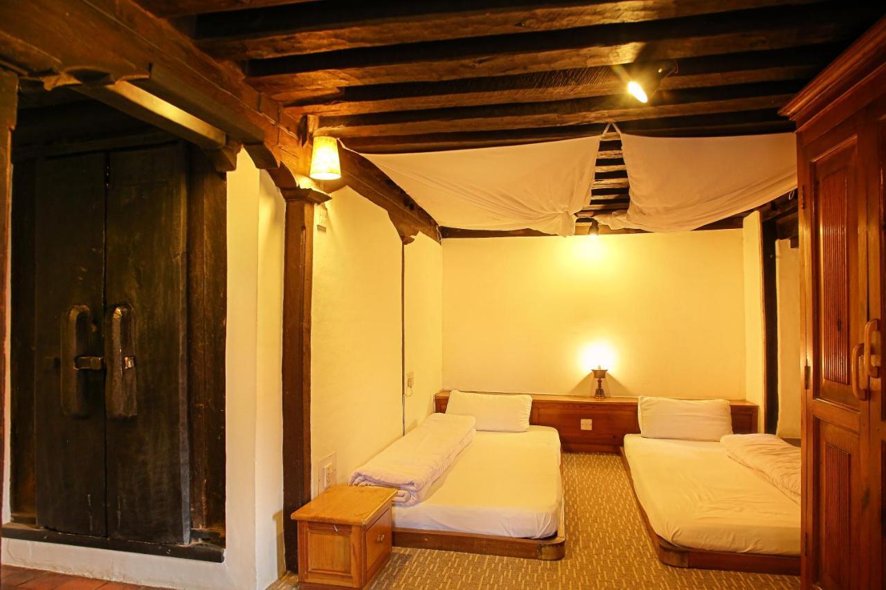 Newa Chen Historic House Unesco Lalitpur Ngoại thất bức ảnh